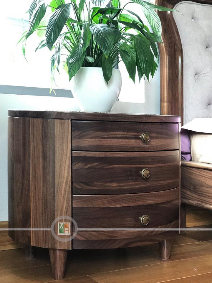 Kệ trang trí gỗ óc chó tại Ecopark